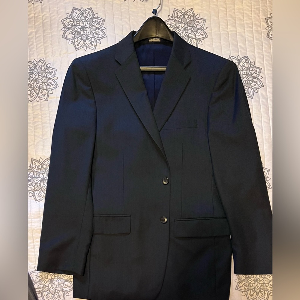Jos. A. Banks 40R Men’s Suit